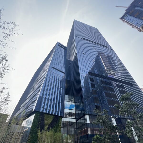 Groundswell, Airside